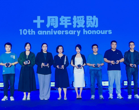 ��ѫ����